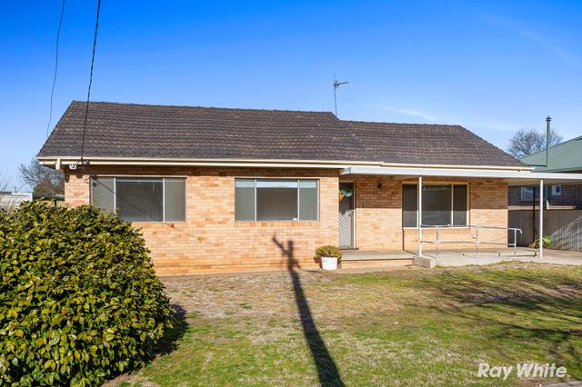 18 Stanley Street, NSW 2650