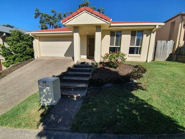 19 Waterview Court, QLD 4300