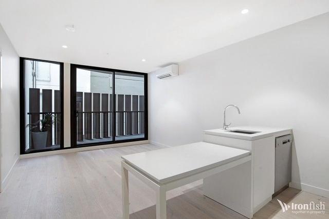 106/130 Dudley Street, VIC 3003