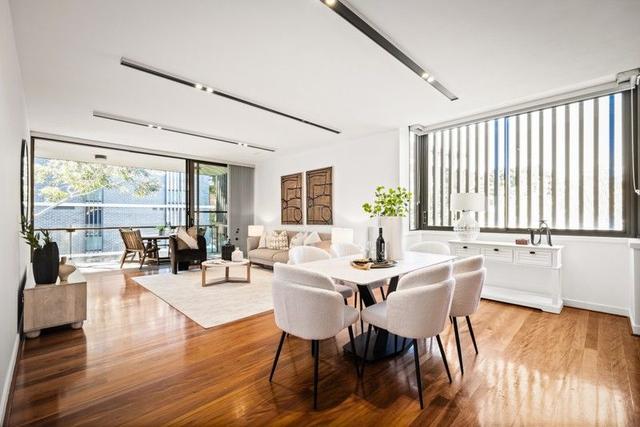 8/12 Nola Road, NSW 2069