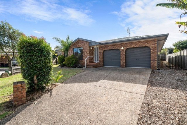 4 Radiata Court, QLD 4350