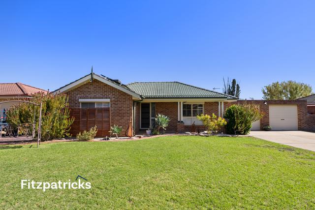 11 Kaldari Crescent, NSW 2650