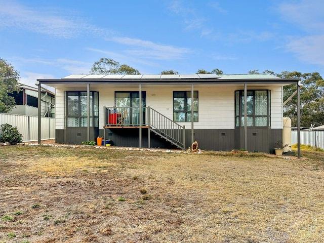 12 Broadway, VIC 3472