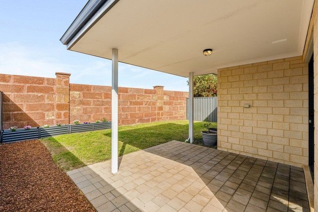 10/14 Wallangarra Road, WA 6031