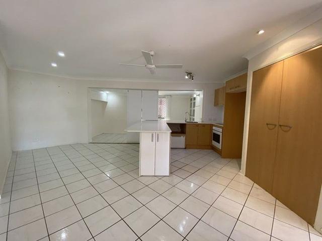 1/ 32 Killowill Avenue, QLD 4216