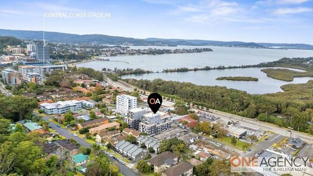 2/10 Fielder Street, NSW 2250