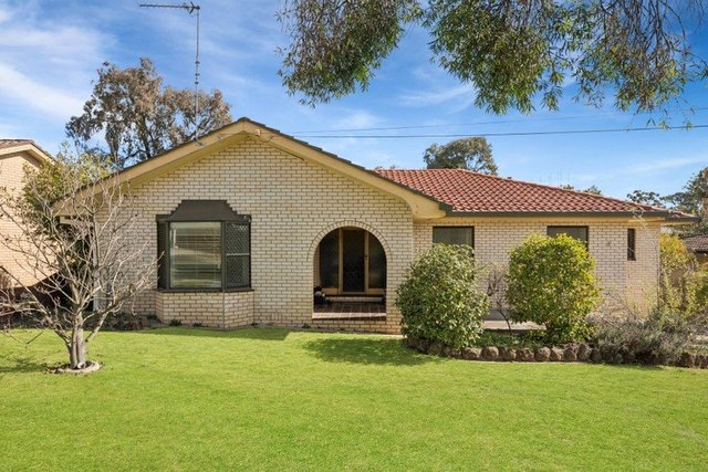 8 Button Street, VIC 3550