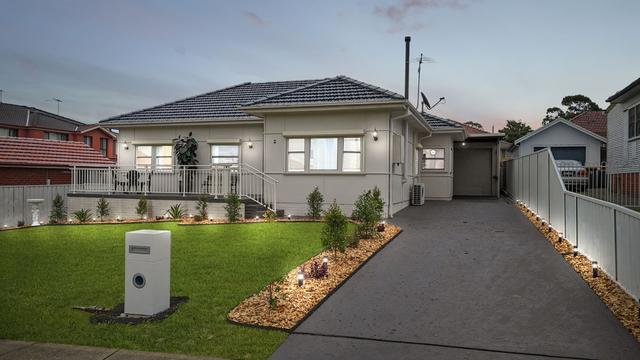 2 Marin Place, NSW 2160