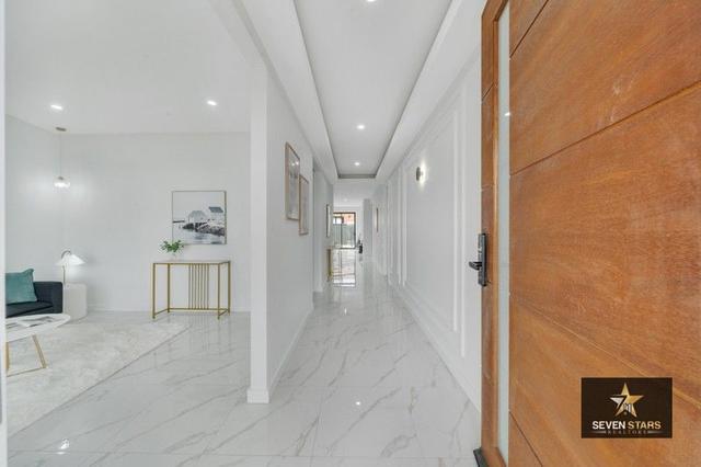 28 Uplands Crescent, VIC 3338