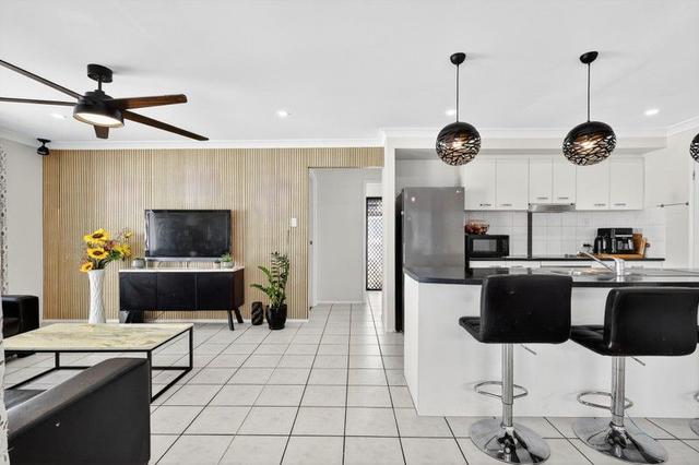 4 Whitlock Drive, QLD 4022