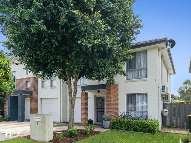 8 Laurina Street, NSW 2567