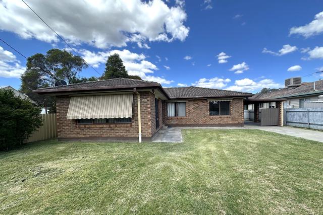400 English Street, NSW 2641
