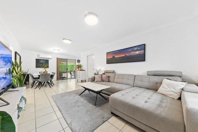 6 Myrtle Crescent, QLD 4035