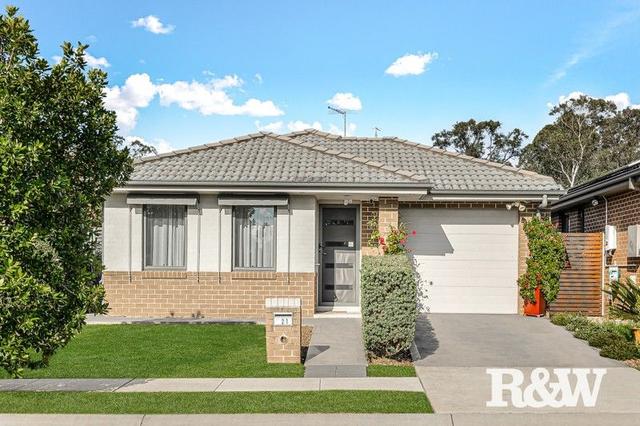 21 Saltbush Circuit, NSW 2760
