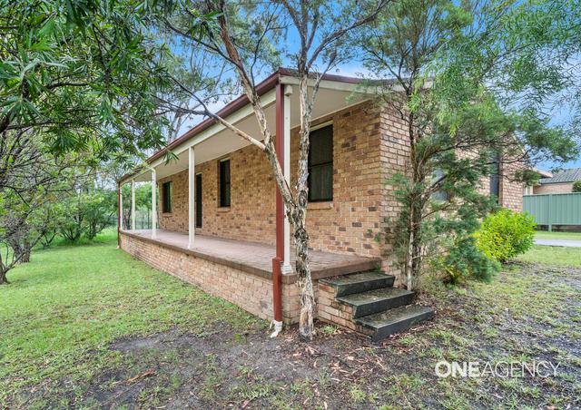 8 Atkins Place, NSW 2540