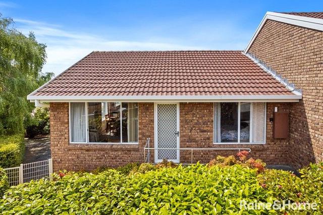 2/9 Longley Court, TAS 7010