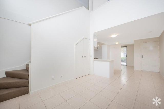 4/21 Bent Street, WA 6107