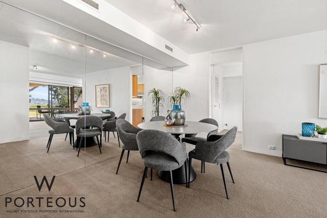 2/22 The Avenue, WA 6009