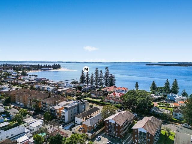 2/143 Clareville Avenue, NSW 2219