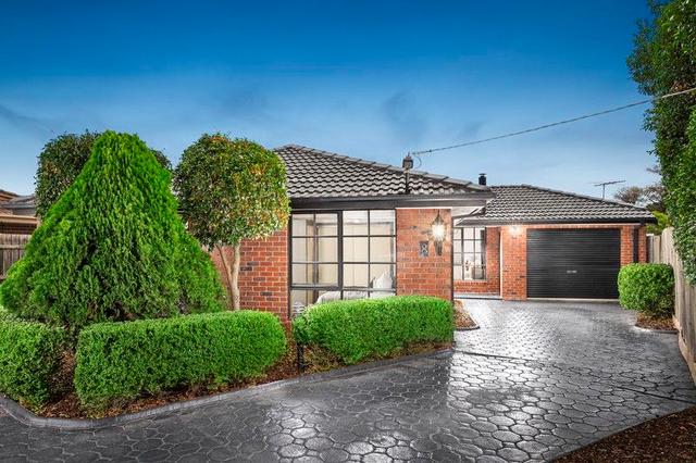 8 Martingale Court, VIC 3076