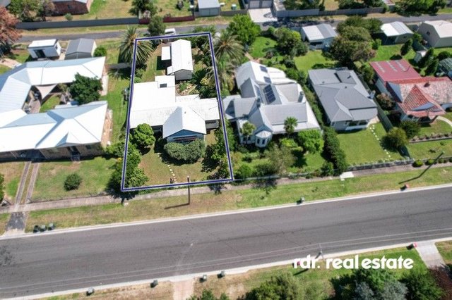 15 High Street, NSW 2360