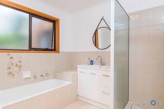 Bathroom (2016-02-03)