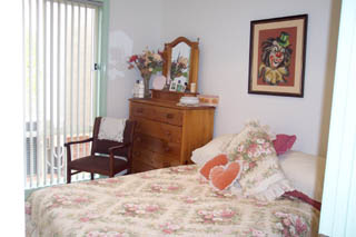 Bed 2 (2002-02-08)