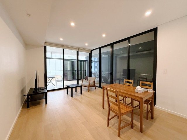 212/12 Paul Street, NSW 2017