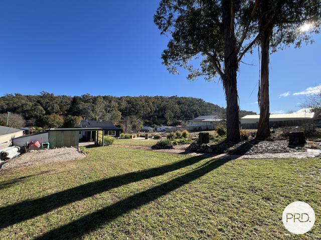 184 Foxlow St, NSW 2623