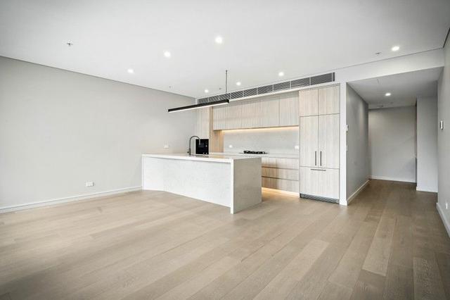 A206/8 McCarthy  Lane, NSW 2038