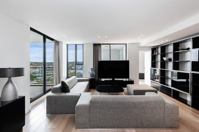 2004/2 Dind Street, NSW 2061