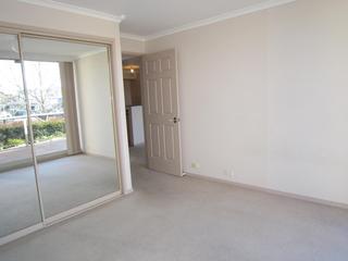 Bedroom (2015-02-18)
