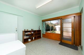Enclosed Patio (2013-04-29)