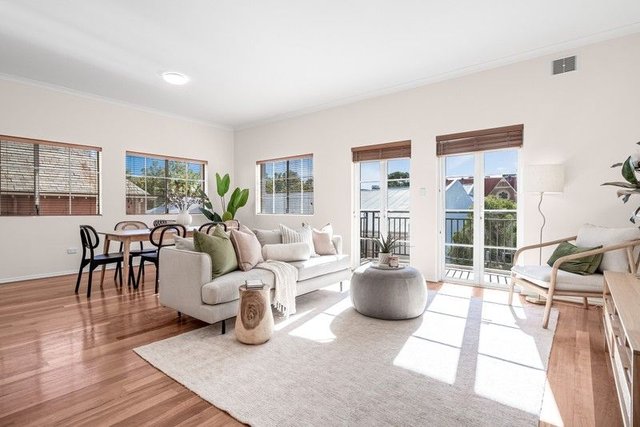 33/2 Mayfair Street, WA 6005