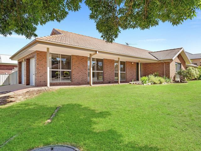 4 Wright Street, NSW 2640