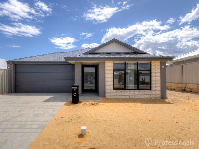 19 Strickland Parade, WA 6034