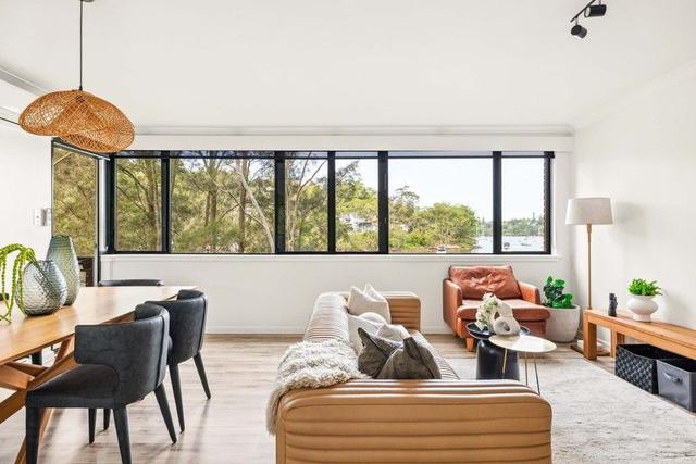 3/302 Burns Bay Road, NSW 2066