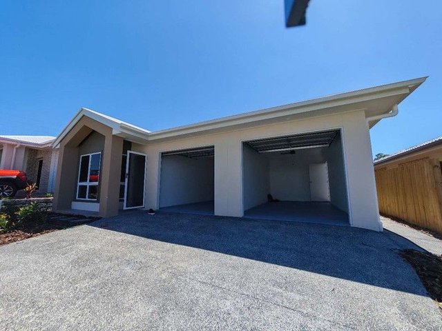 69B Blackstone Crescent, QLD 4306