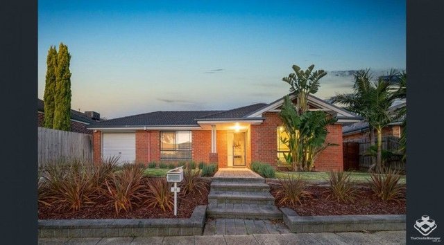 16 Henning Avenue, VIC 3975