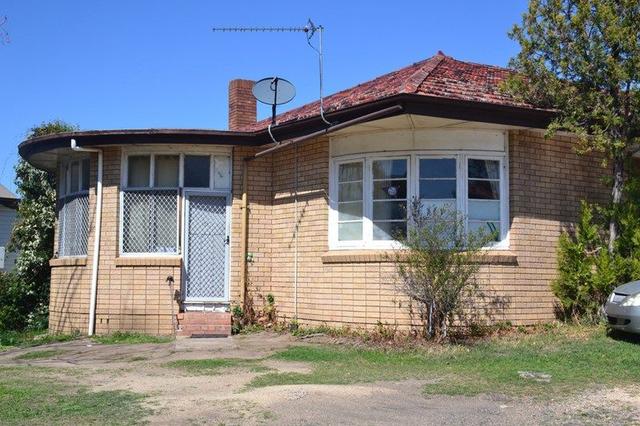 1/2 Warialda Road, NSW 2360