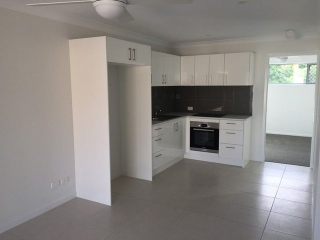 4/11 Slater Avenue, QLD 4501