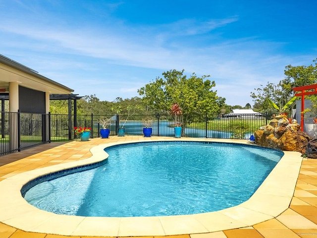 10 Florida Court, QLD 4655