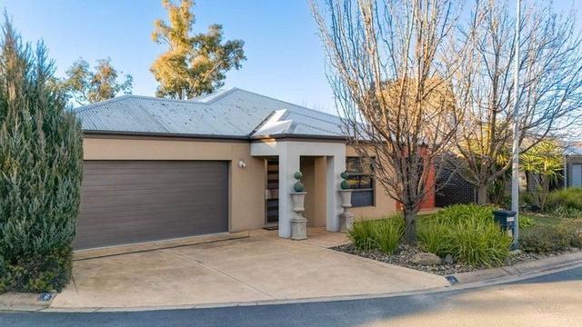 6 Birdie Place, NSW 2640