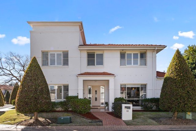 12 Brolga Way, NSW 2120