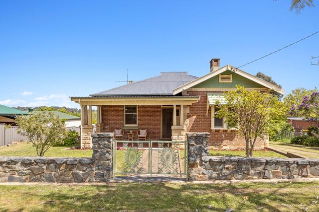 14 Glebe Street, NSW 2582
