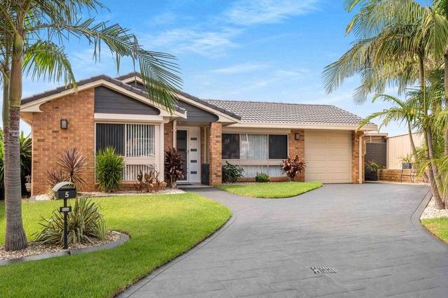 5 Hawk  Place, NSW 2529