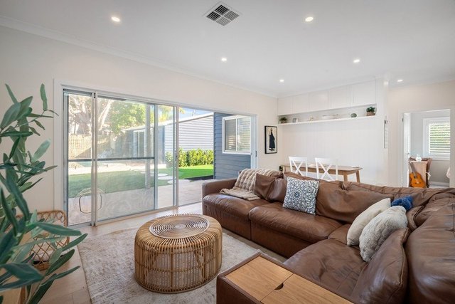 8 High Street, NSW 2230