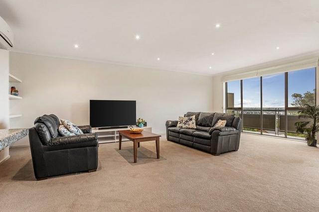 27/3 Sovereign Point Court, VIC 3108