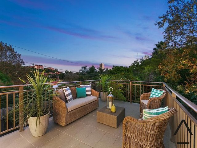 5 Eaton Street, NSW 2089