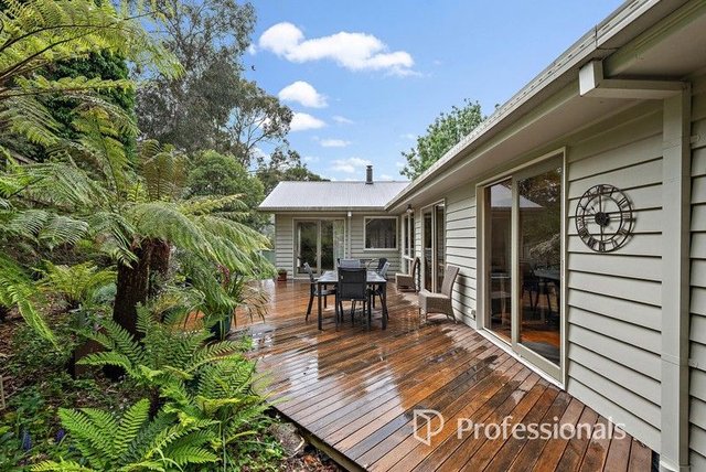 18 Falkingham Road, VIC 3796